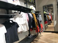 -NIKE(虹悦城店)