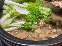-菌之家·专业纯野生菌火锅·特色炒菌