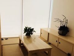 -上海星瀚奔驰4S店(红柳路店)