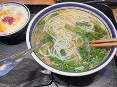 -云阿蛮云南生烫牛肉米线(奉贤路店)