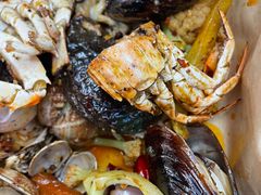 -老东镇啤酒屋海鲜加工·蒸汽海鲜·海鲜烧烤(台东店)