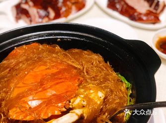 御宝系列粤菜餐厅真的每一家都很难定位，生意一直非常好