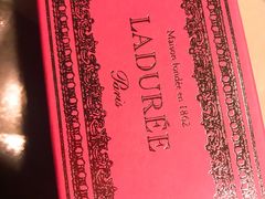 -ladurée(戴高乐机场T 2F店)