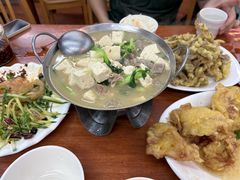 -东北四季饺子王(华山路店)