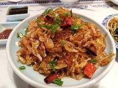 俺家酸菜粉-京氣春饼(机场店)