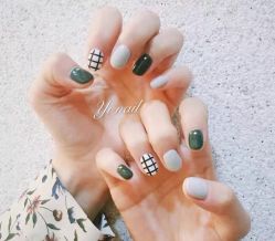 -逸日式美甲美睫工作室