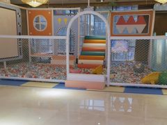 -昆山裕元花园酒店·温莎西餐厅