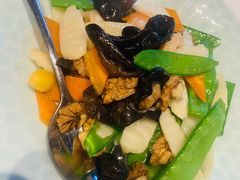 荷塘小炒-红樱桃·欢乐餐厅(太原里店)
