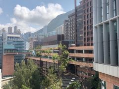 -香港大学