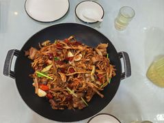 -日月昇渔家菜·海肠捞饭·大连海鲜(星海公园店)