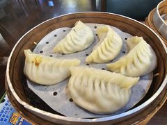全家福蒸饺-大龙汤包