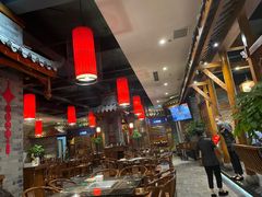 大堂-张大胡子鱼头火锅酒楼(长益路店)