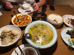 -宝龙城(杭州滨江店)