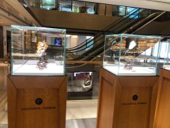 -北京七彩云南翡翠珠宝旗舰店(月坛店)