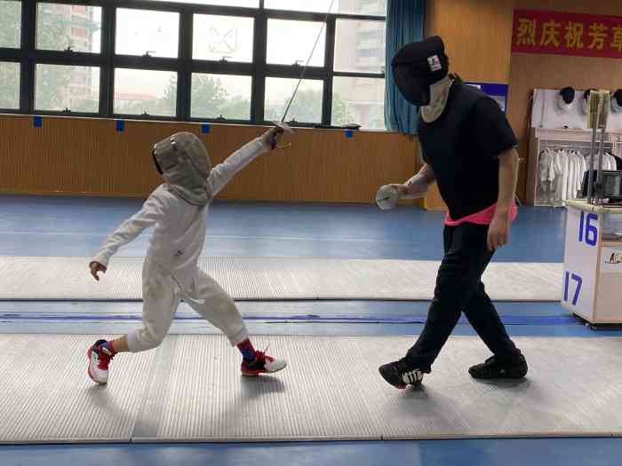 艾鲁特击剑培训中心(南京河西店)-"来上了节体验课,感受了一下击剑的