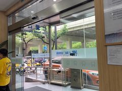 -上海仁爱医院口腔科 · 种植