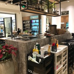 -Mentor Hair Salon
