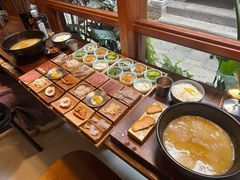 -银米·云南传统过桥米线(双廊黑金冠店)