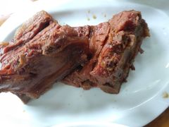 -雪乡人家东北菜·铁锅炖一切(高斯路店)