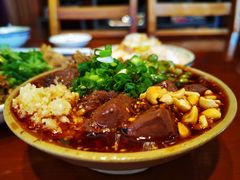 -谢老五跷脚牛肉·非遗传承店