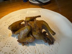 沙姜乳鸽-品凤轩