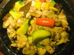 石锅杭椒牛蛙-高宅(万达店)
