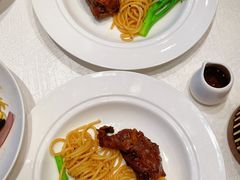 -景月阁空中食府(希尔顿酒店)