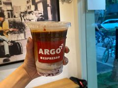 覆盆子拿铁-Joymean coffee.见面咖啡