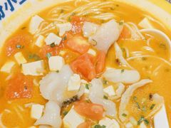 -粉小主·贵州酸汤牛肉粉(南京仙林金鹰店)