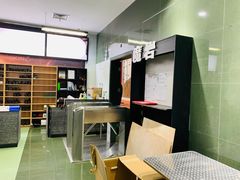 -魔岩攀登(南京东路店)
