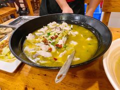 酸菜鱼-让鸭脑壳飞(龙华店)