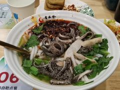 -贵凤凰贵州米粉(五道口店)