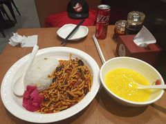 鱼香肉丝饭-阳阳中国饭(北京荟聚店)