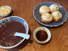 桂花豆沙鸡头米-鑫震源·苏式大虾生煎(山塘街店)