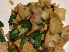 -黄泥岗·地道湖北菜(奥特莱斯店)