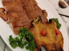 脆皮妙龄乳猪-香港富临皇宫(五月花商业广场店)