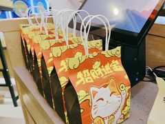 -芝小官毛肚火锅海鲜自助(苏州吴江区万宝店)