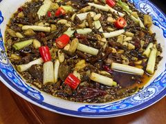 -颜氏双江清水鱼一养身火锅(磁器口店)