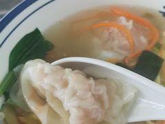 -长人馄饨铺(解放街店)