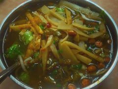 -卓雅桂林米粉