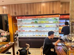 -哈尔滨小酒馆·鲜肉现穿自助烧烤(康新花园店)