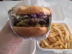 -TRIPS BURGER(大钟寺店)