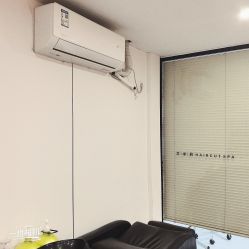 -艾米莉 烫染沙龙