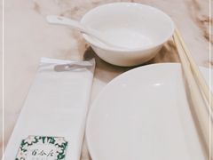 -香港百合居(LCM置汇旭辉广场店)