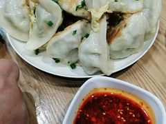 -三好食堂(煎饺·馄饨·肉饼米线·盛世广场店)