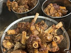 -聚首堂·特色小吃·肘子(什刹海德胜门店)