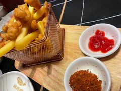 薯条小酥肉-辣尚瘾·烤鱼·新川菜(交大直营店)