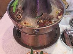 -海盗船. 龙虾烧烤. 酒馆