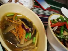 -蘑菇私房菜小馆(杨家坪西城天街店)