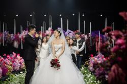 -MECCI婚礼摄影跟拍(红东方广场店)